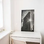 Apartamento Moderne 2-zimmer Wohnung! Wlan Und Netflix Inklusive! Zentral Gelegen In Der Historischen Altstadt! Stade
