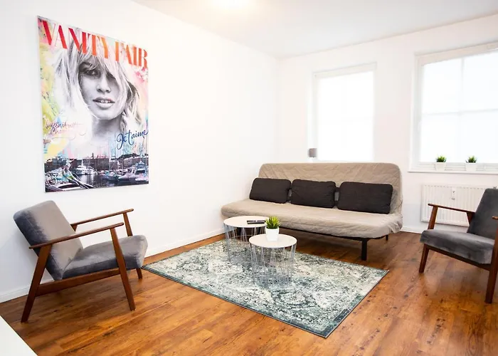 Moderne 2-zimmer Wohnung! Wlan Und Netflix Inklusive! Zentral Gelegen In Der Historischen Altstadt!