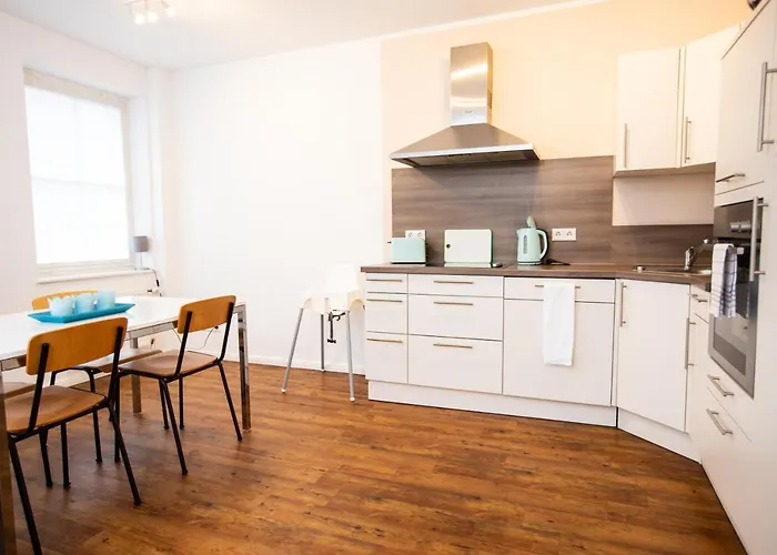 Apartment Moderne 2-zimmer Wohnung! Wlan Und Netflix Inklusive! Zentral Gelegen In Der Historischen Altstadt! Stade