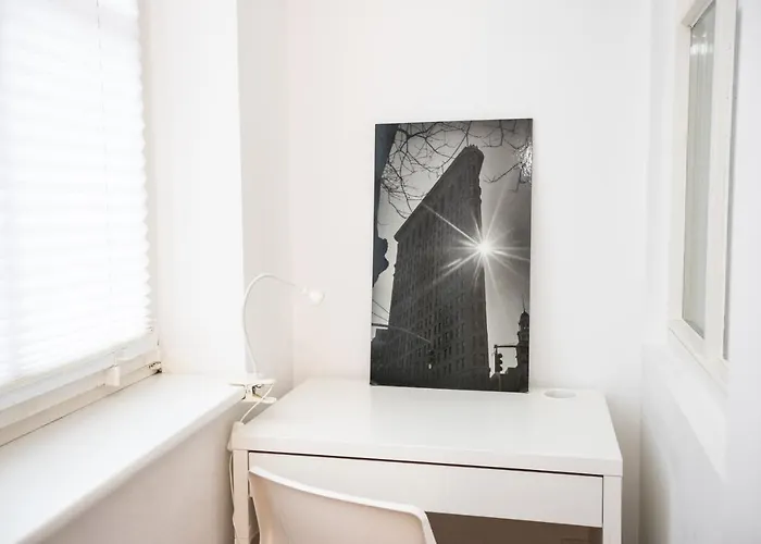 Apartman Moderne 2-zimmer Wohnung! Wlan Und Netflix Inklusive! Zentral Gelegen In Der Historischen Altstadt! Stade