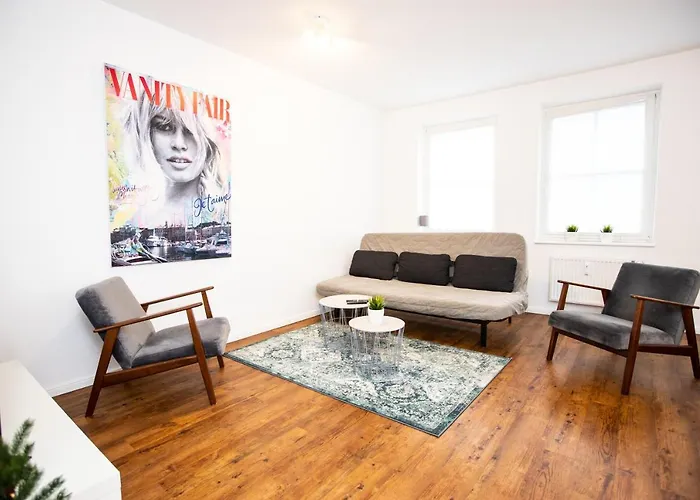 Moderne 2-zimmer Wohnung! Wlan Und Netflix Inklusive! Zentral Gelegen In Der Historischen Altstadt! Stade
